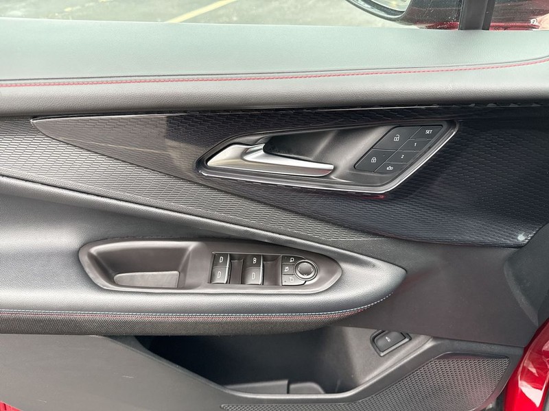 Chevrolet Blazer EV Vehicle Full-screen Gallery Image 13