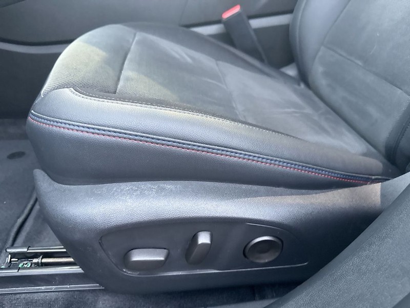 Chevrolet Blazer EV Vehicle Full-screen Gallery Image 12