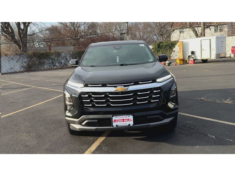 Chevrolet Equinox Vehicle Full-screen Gallery Image 03