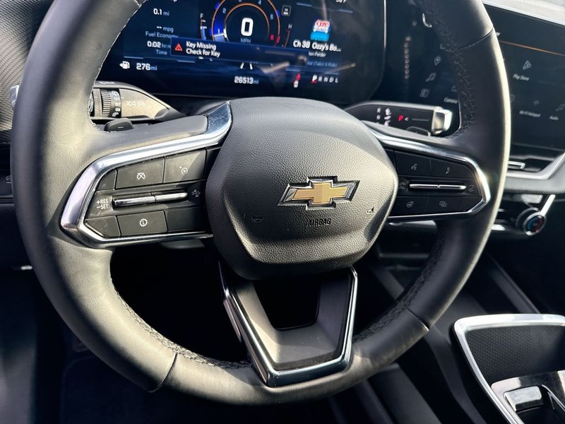 Chevrolet Equinox Vehicle Full-screen Gallery Image 14