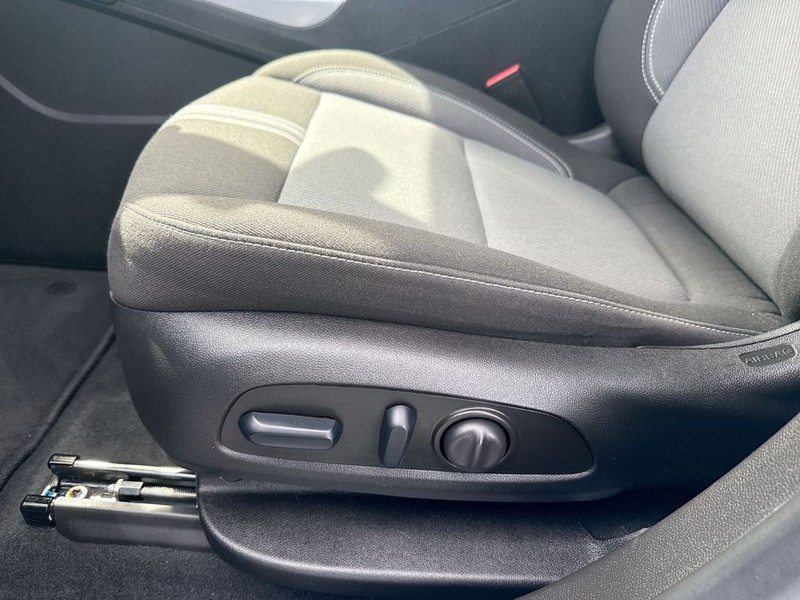 Chevrolet Blazer Vehicle Full-screen Gallery Image 12