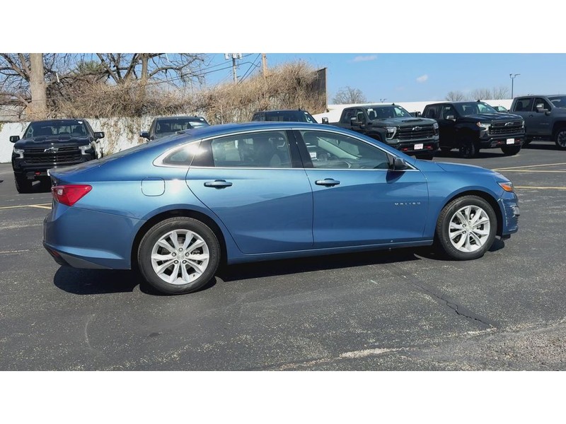 Chevrolet Malibu Vehicle Full-screen Gallery Image 08