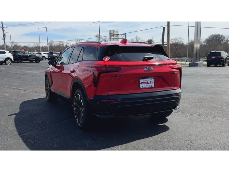 Chevrolet Blazer EV Vehicle Full-screen Gallery Image 06