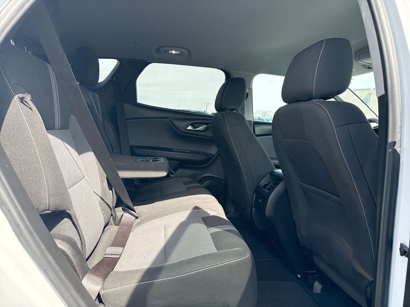 Chevrolet Blazer Vehicle Full-screen Gallery Image 23