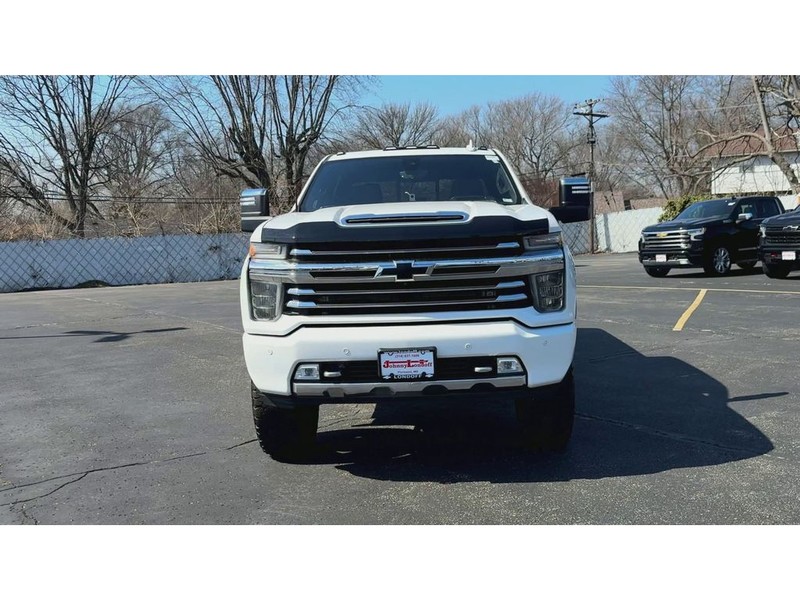 Chevrolet Silverado 3500HD Vehicle Full-screen Gallery Image 03