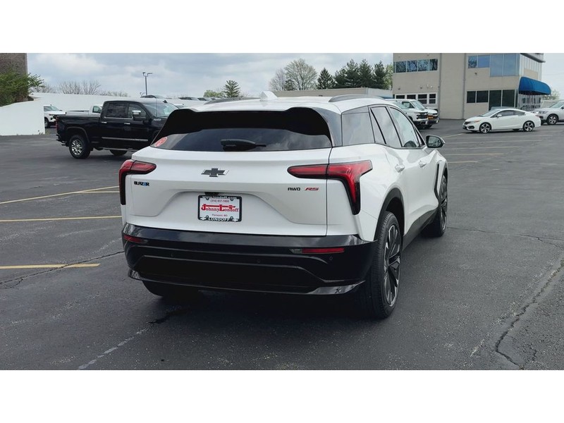 Chevrolet Blazer EV Vehicle Full-screen Gallery Image 07