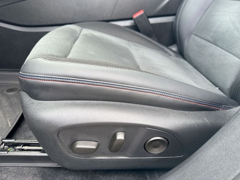 Chevrolet Blazer EV Vehicle Full-screen Gallery Image 12