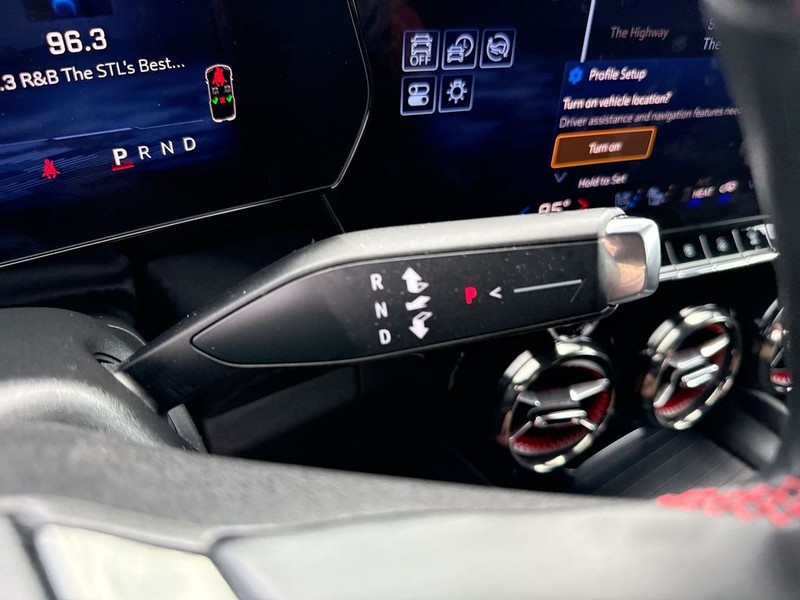 Chevrolet Blazer EV Vehicle Full-screen Gallery Image 19