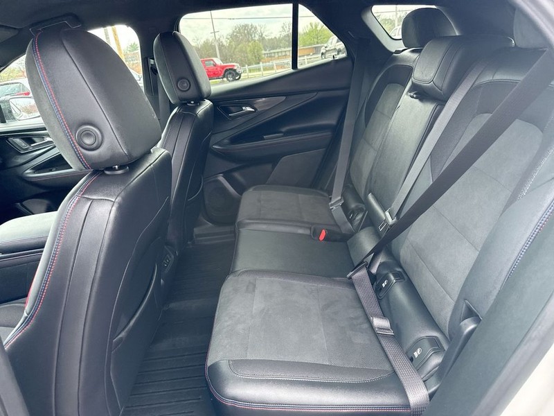 Chevrolet Blazer EV Vehicle Full-screen Gallery Image 21