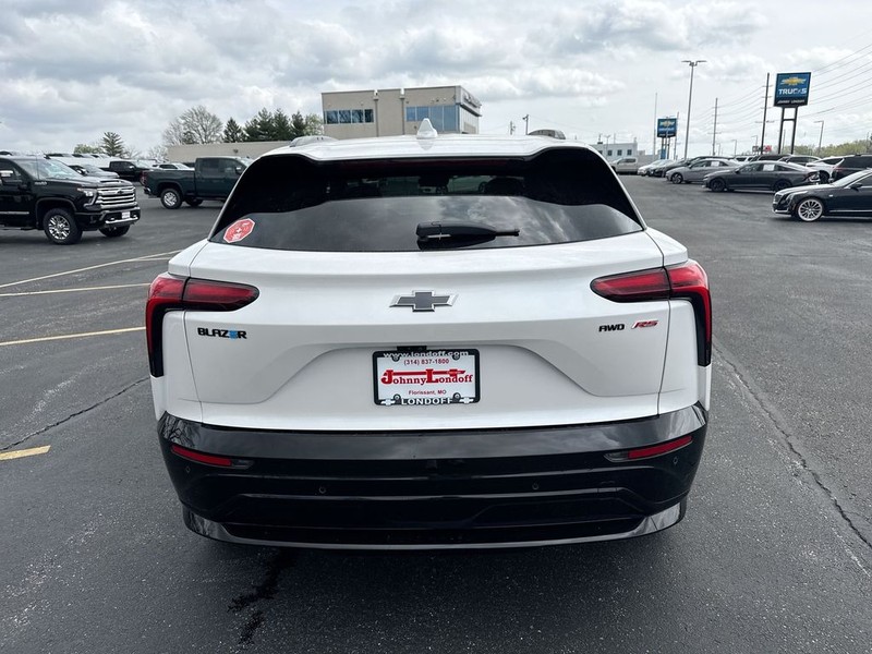 Chevrolet Blazer EV Vehicle Full-screen Gallery Image 22