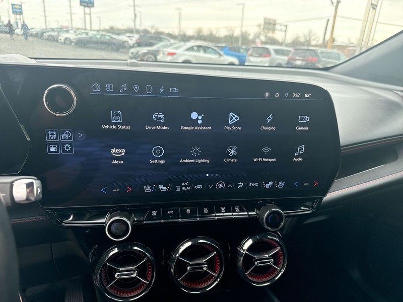 Chevrolet Blazer EV Vehicle Full-screen Gallery Image 16