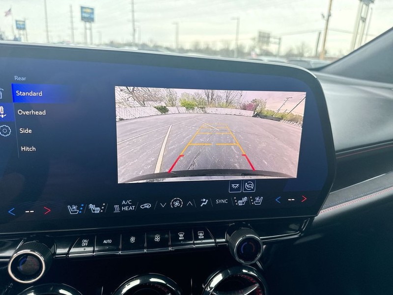 Chevrolet Blazer EV Vehicle Full-screen Gallery Image 17