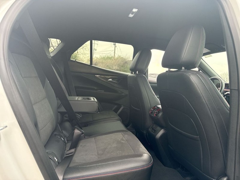 Chevrolet Blazer EV Vehicle Full-screen Gallery Image 23