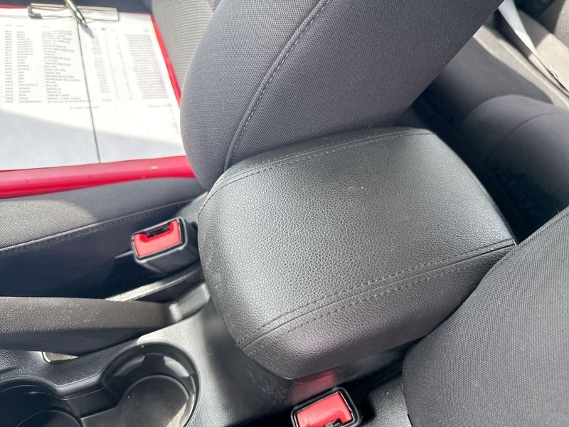 Chevrolet Cruze Vehicle Full-screen Gallery Image 19