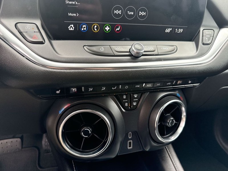 Chevrolet Blazer Vehicle Full-screen Gallery Image 18