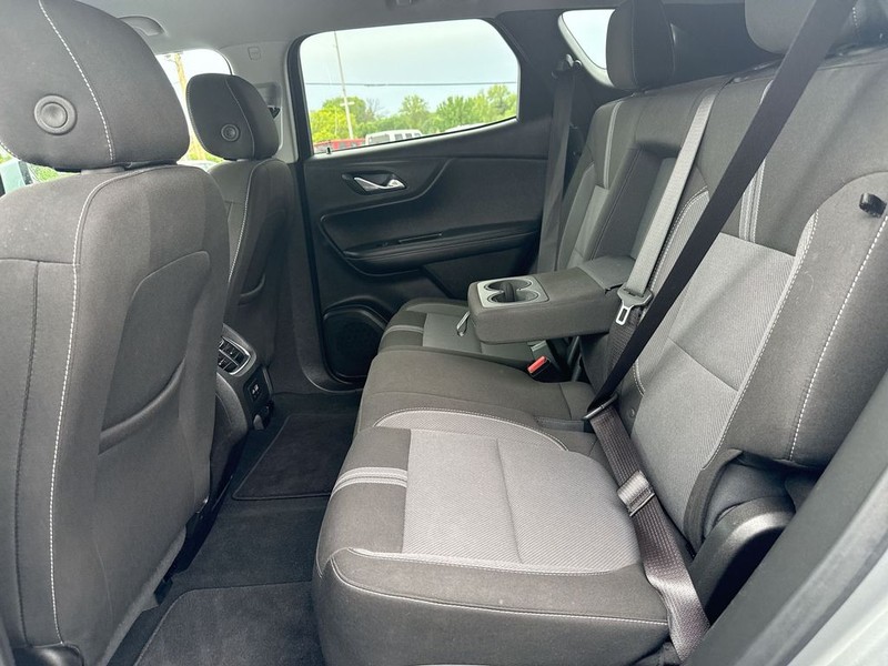 Chevrolet Blazer Vehicle Full-screen Gallery Image 21