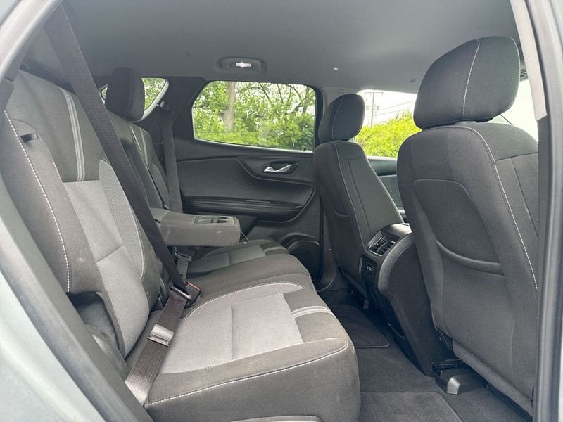 Chevrolet Blazer Vehicle Full-screen Gallery Image 23