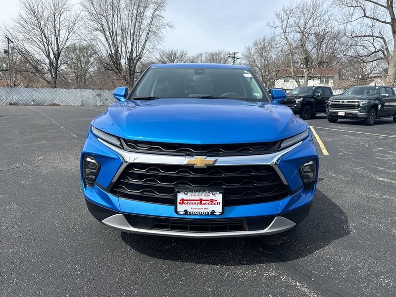 Chevrolet Blazer Vehicle Full-screen Gallery Image 24