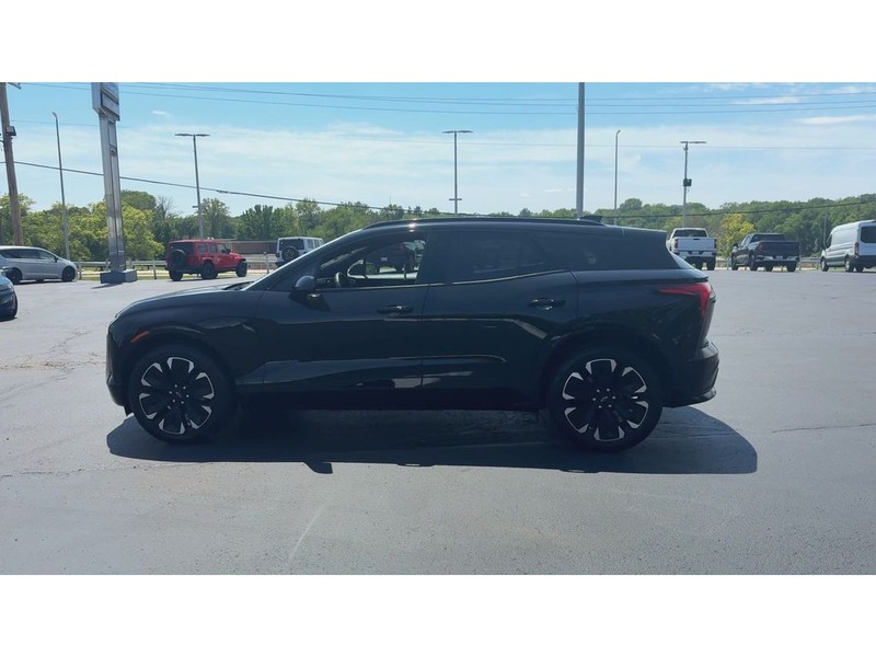 Chevrolet Blazer EV Vehicle Full-screen Gallery Image 05