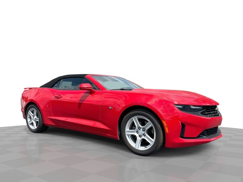 Chevrolet Camaro Vehicle Full-screen Gallery Image 01