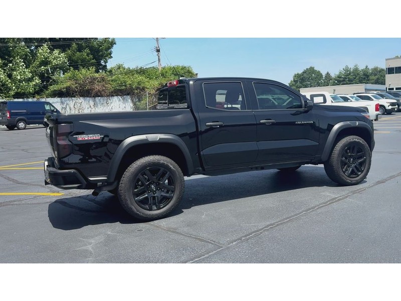 Chevrolet Colorado Vehicle Full-screen Gallery Image 08