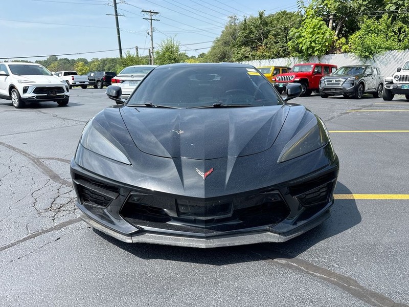 Chevrolet Corvette Vehicle Full-screen Gallery Image 22
