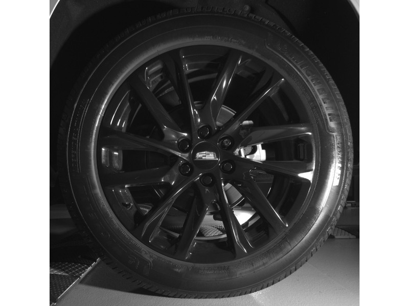 Cadillac Escalade ESV Vehicle Full-screen Gallery Image 08