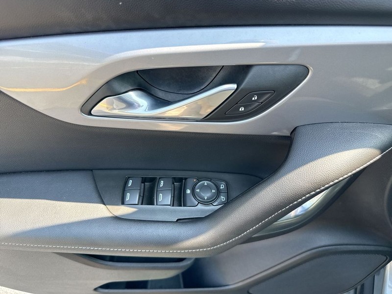 Chevrolet Blazer Vehicle Full-screen Gallery Image 13