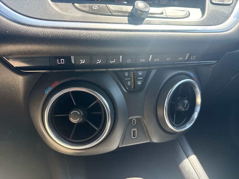 Chevrolet Blazer Vehicle Full-screen Gallery Image 18