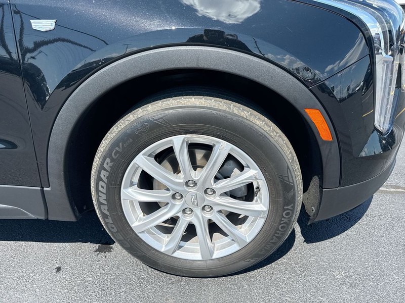 Cadillac XT4 Vehicle Full-screen Gallery Image 10