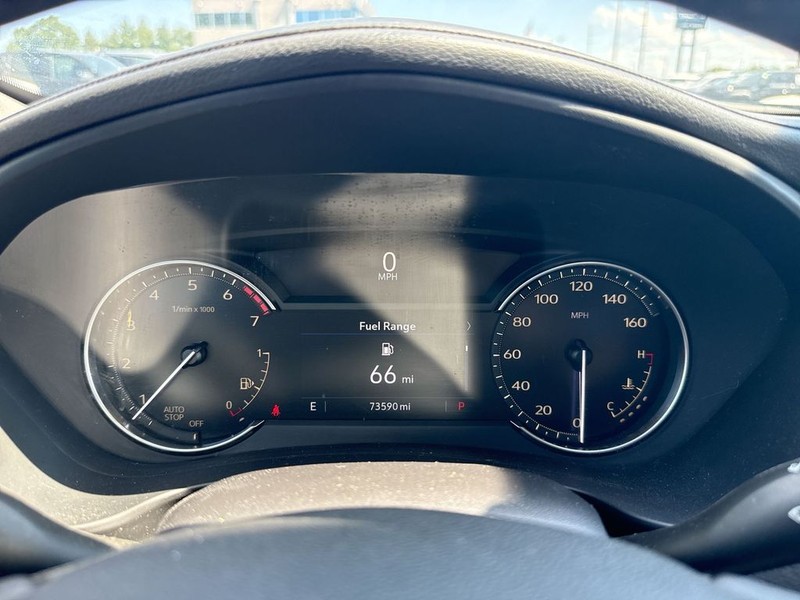 Cadillac XT4 Vehicle Full-screen Gallery Image 15