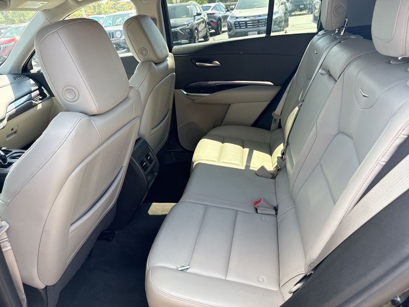 Cadillac XT4 Vehicle Full-screen Gallery Image 20