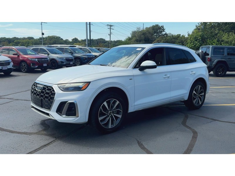 Audi Q5 Vehicle Full-screen Gallery Image 04