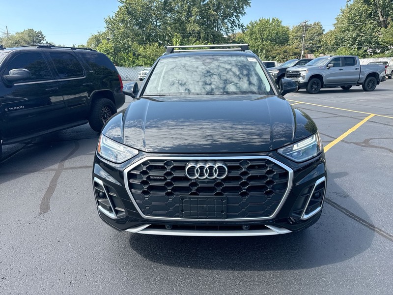 Audi Q5 Vehicle Full-screen Gallery Image 29