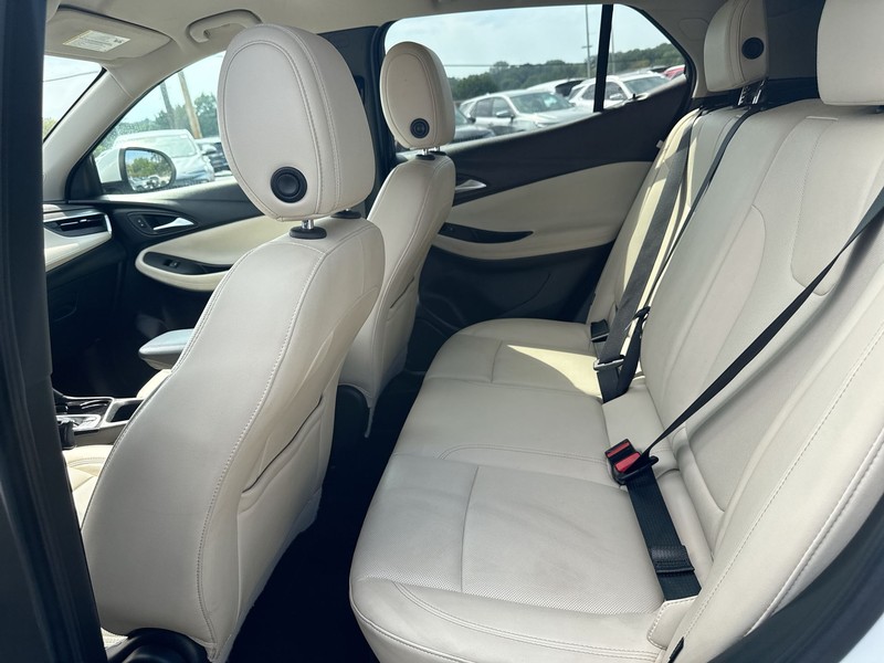 Buick Encore GX Vehicle Full-screen Gallery Image 26
