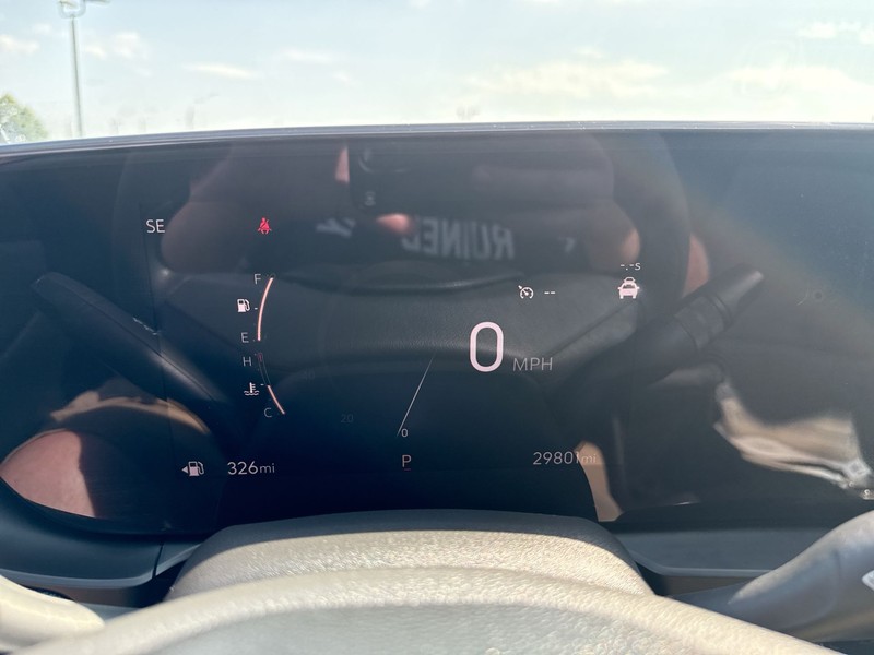 Buick Envista Vehicle Full-screen Gallery Image 21