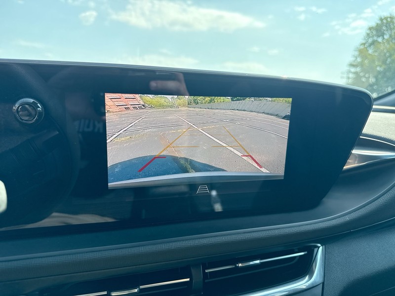 Buick Envista Vehicle Full-screen Gallery Image 23