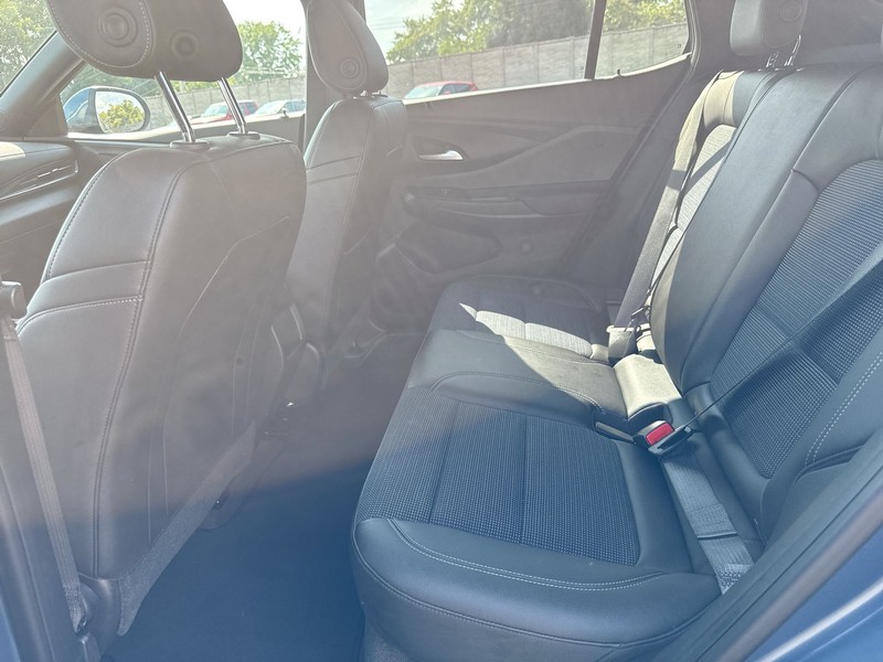 Buick Envista Vehicle Full-screen Gallery Image 26