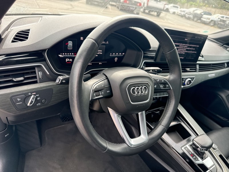 Audi A5 Sportback Vehicle Full-screen Gallery Image 14