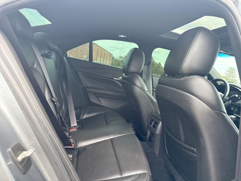 Cadillac CT4 Vehicle Full-screen Gallery Image 22