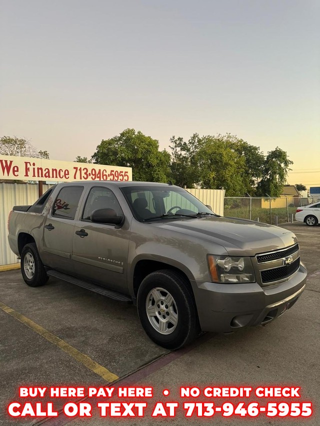 more details - chevrolet avalanche