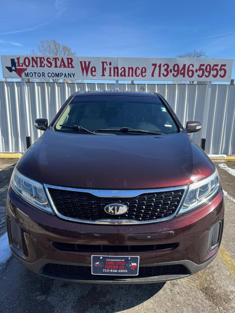 Kia Sorento Vehicle Full-screen Gallery Image 03