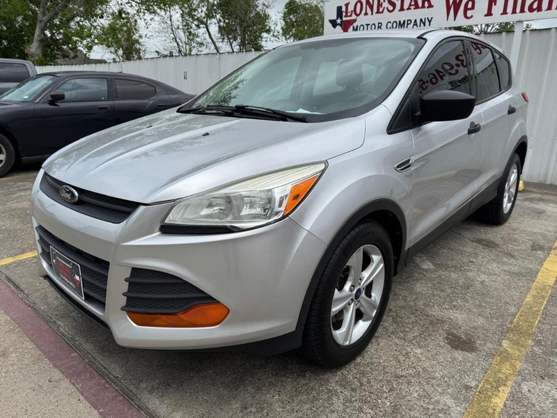 Ford Escape Vehicle Full-screen Gallery Image 02