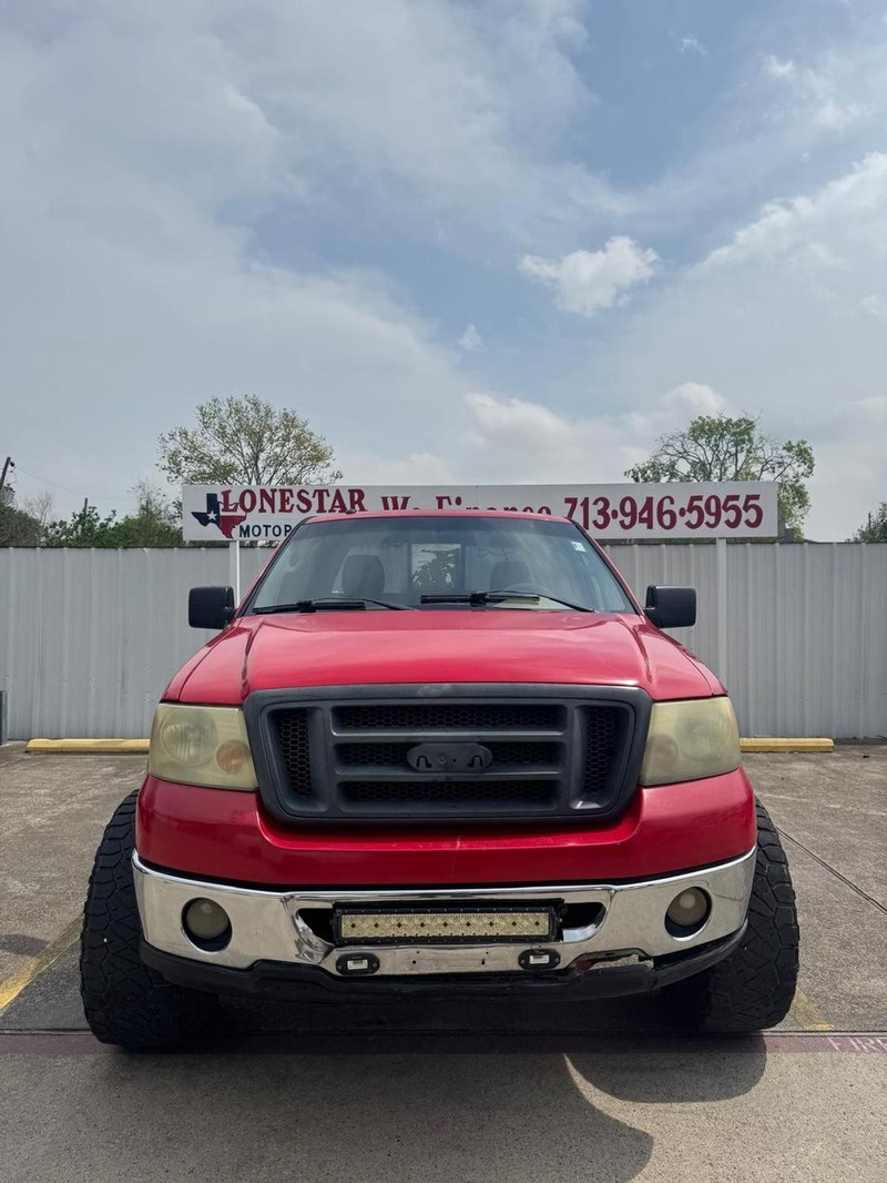 Ford F-150 Vehicle Full-screen Gallery Image 03