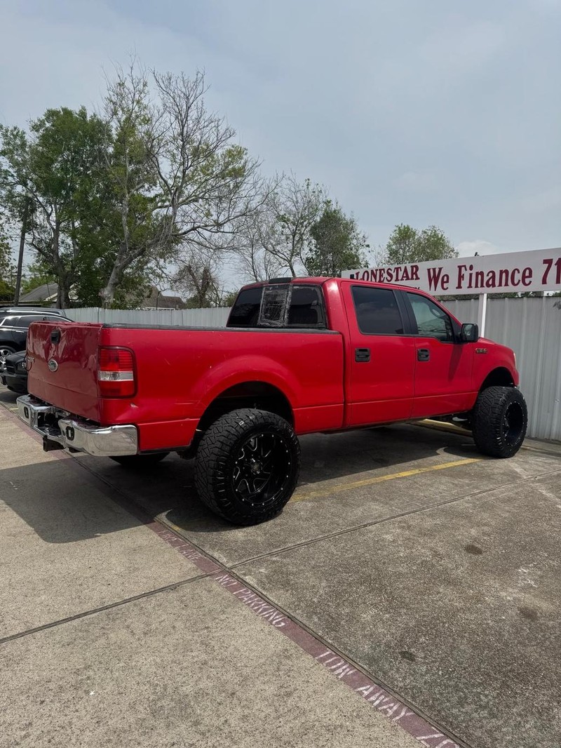 Ford F-150 Vehicle Full-screen Gallery Image 06