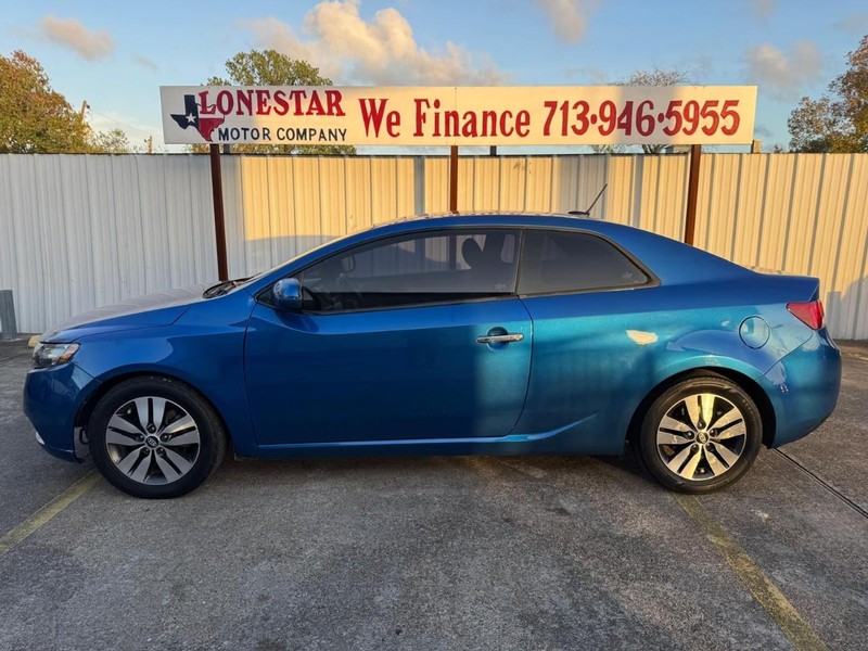 Kia Forte Koup Vehicle Full-screen Gallery Image 07