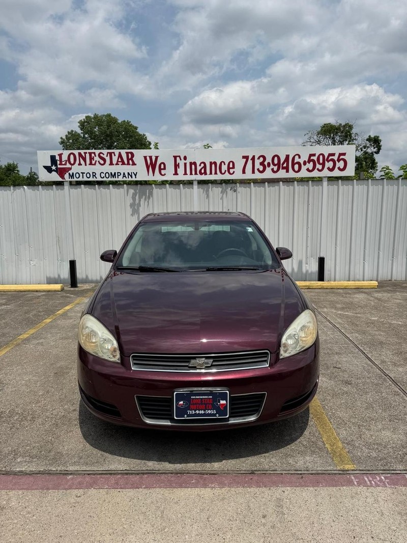 Chevrolet Impala Vehicle Full-screen Gallery Image 03