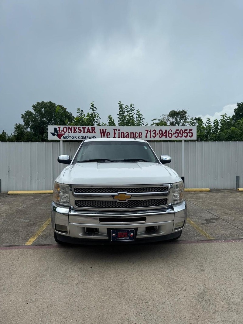 Chevrolet Silverado 1500 Vehicle Full-screen Gallery Image 03