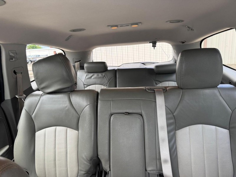 Chevrolet Traverse Vehicle Full-screen Gallery Image 10