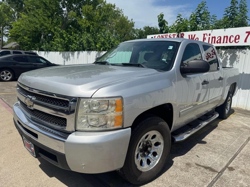 Chevrolet Silverado 1500 Vehicle Full-screen Gallery Image 02